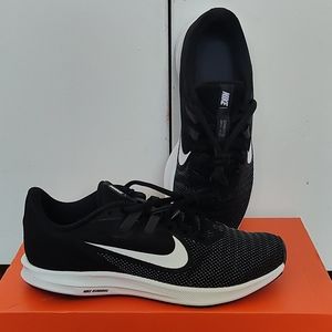NWT Women's Nike Downshifter Shoes